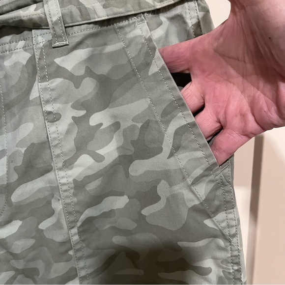 Vineyard Vines Green Camo Utility Pants Sz 8 - Picture 7 of 12